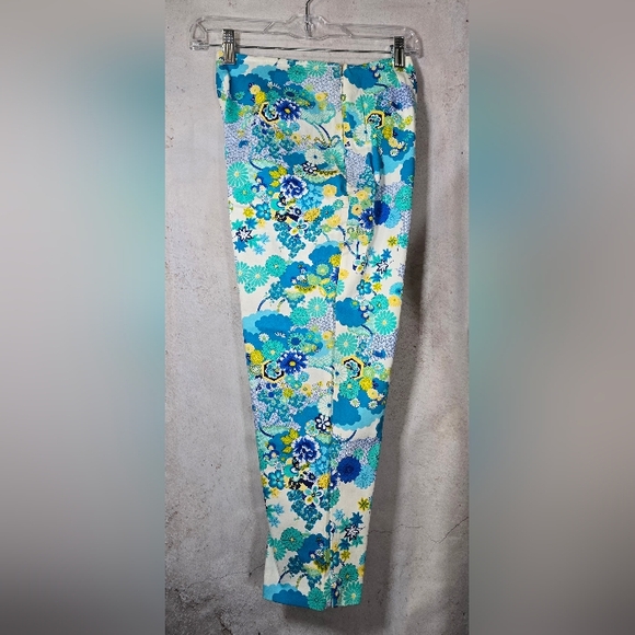 New York City Design Company Pants - NYC Design Co Sz 8 Bright White Blue & Yellow Floral Capris Made In USA EUC